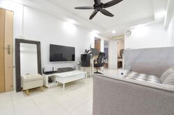 Blk 667 Hougang Avenue 4 (Hougang), HDB 3 Rooms #458623741